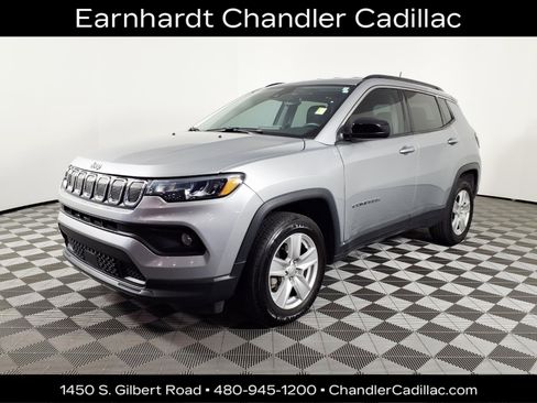 Used 2022 Jeep Compass Latitude w/ Convenience Group AWD/4WD image 1