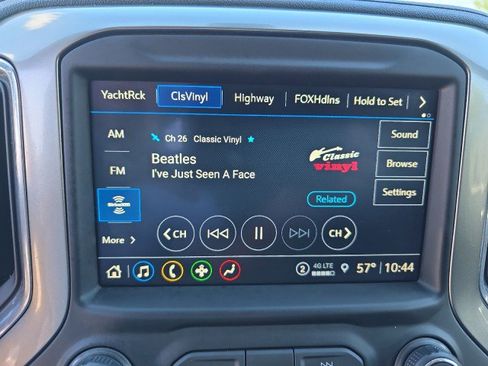 Used 2021 Chevrolet Silverado 1500 LT Trail Boss w/ Convenience Package II AWD/4WD image 28
