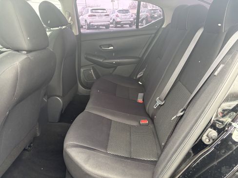 Used 2020 Nissan Sentra S image 10