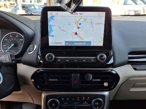 Used 2021 Ford EcoSport Titanium image 10