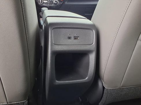 Used 2025 Chevrolet Trax ACTIV w/ Driver Confidence Package image 24