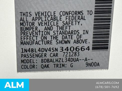 Used 2025 Nissan Altima 2.5 SV FWD image 34