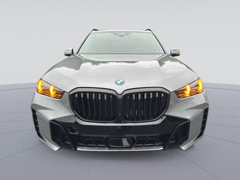 New 2026 BMW X5 xDrive40i w/ M Sport Package AWD/4WD image 4