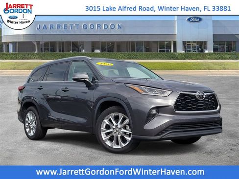 Used 2020 Toyota Highlander Limited FWD image 1