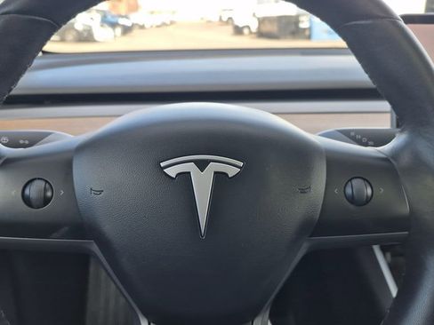 Used 2019 Tesla Model 3 Long Range image 18