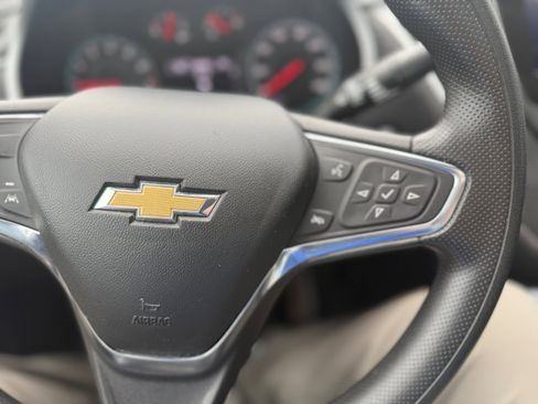 Used 2024 Chevrolet Malibu LT image 15