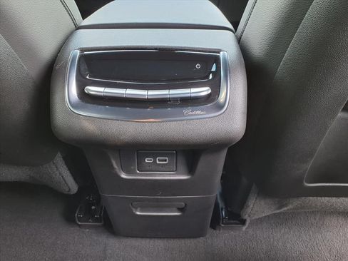Used 2023 Cadillac XT6 Luxury FWD image 15