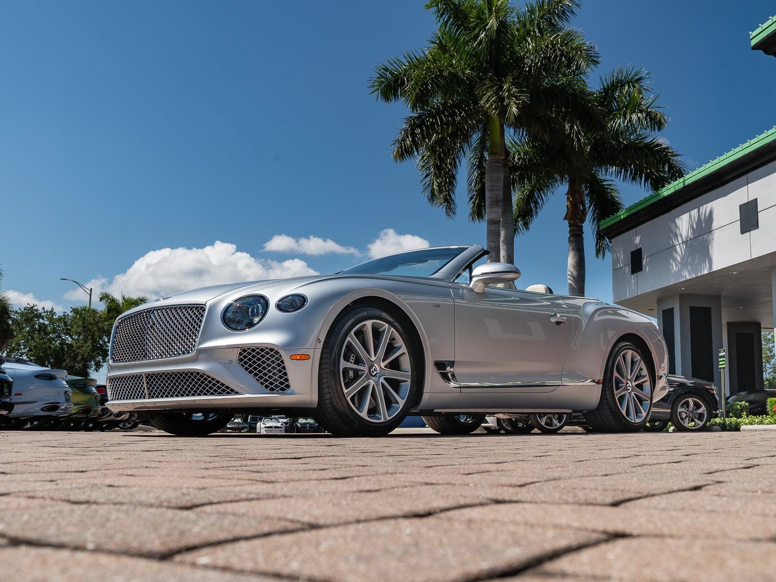 Used 2022 Bentley Continental GT AWD/4WD image 15