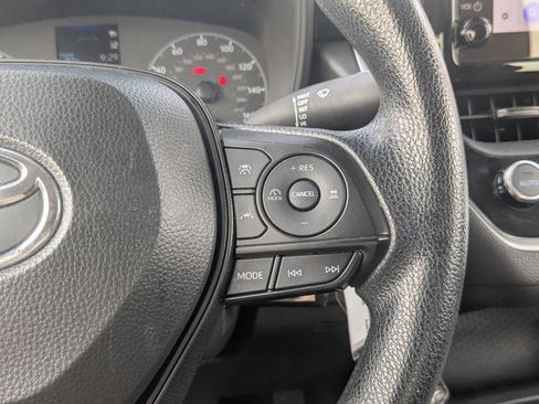 Used 2024 Toyota Corolla LE FWD image 17