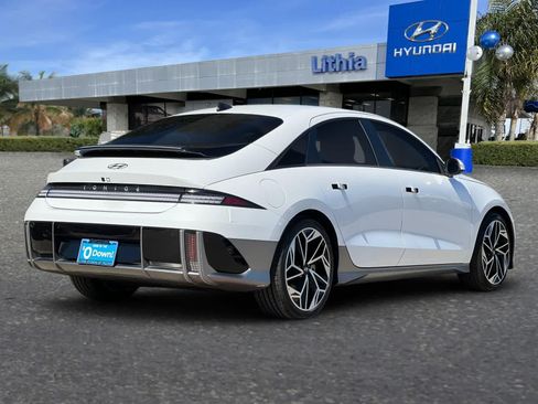 Used 2023 Hyundai Ioniq 6 SEL RWD image 3