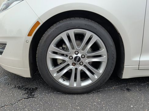 Used 2014 Lincoln MKZ Hybrid w/ Equipment Group 202A Reserve image 31