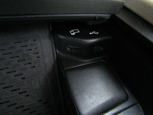 Used 2020 Mercedes-Benz GLS 450 GLS 450 4MATIC SPORT UTILITY 4 image 23