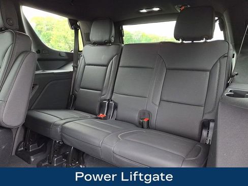 Used 2025 GMC Yukon Denali AWD/4WD image 20