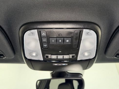 Used 2024 Dodge Durango R/T w/ Blacktop Package AWD/4WD image 15