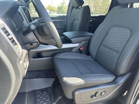 New 2026 RAM 1500 4x4 Crew Cab image 24