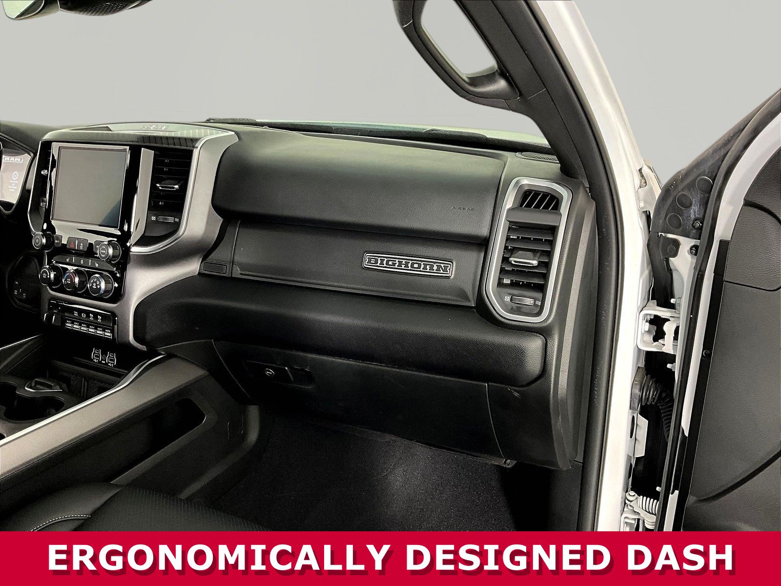 Used 2025 RAM 3500 Big Horn AWD/4WD image 27