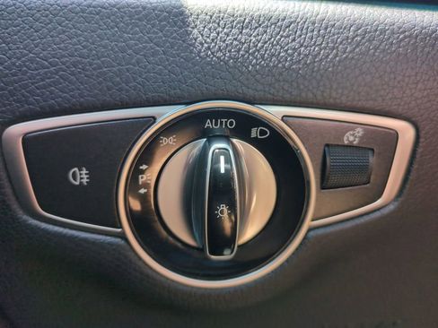 Used 2022 Mercedes-Benz E 350 Sedan image 30