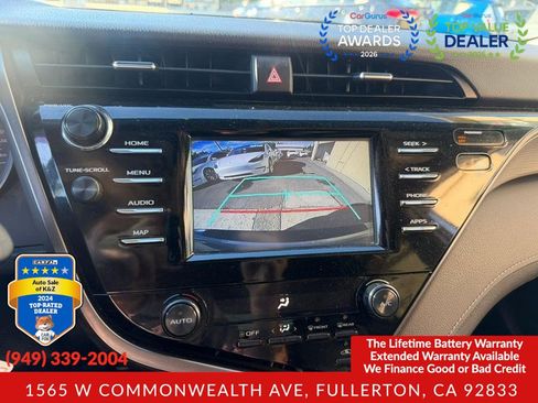 Used 2019 Toyota Camry SE FWD image 31