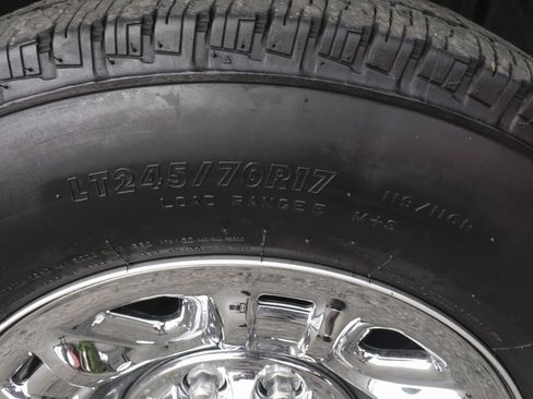 Used 2020 Nissan NV 3500 SL image 40