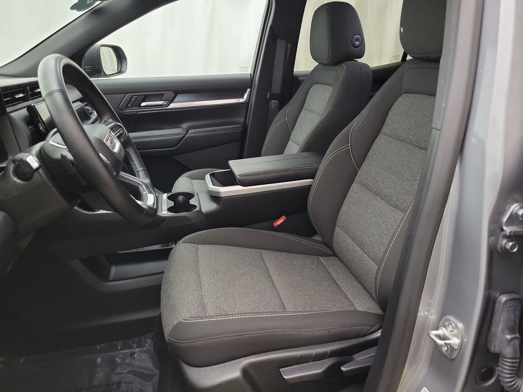 Certified 2026 GMC Terrain Elevation AWD/4WD image 9