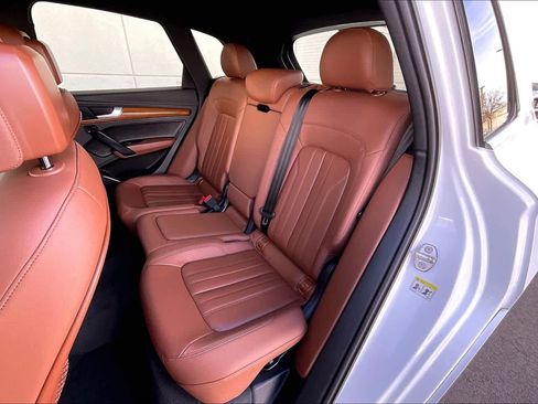 Used 2023 Audi Q5 2.0T Premium image 20