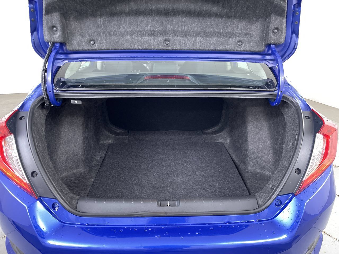 Used 2019 Honda Civic LX image 21