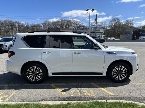 Used 2023 Nissan Armada SL w/ Midnight Edition Package AWD/4WD image 9