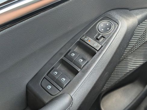 New 2026 Kia Seltos EX FWD image 17