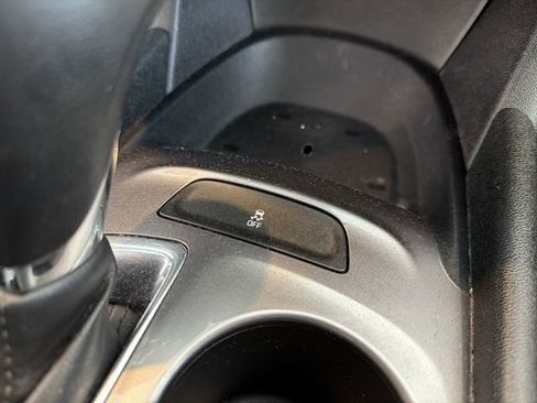 Used 2019 Chevrolet Malibu LS image 25