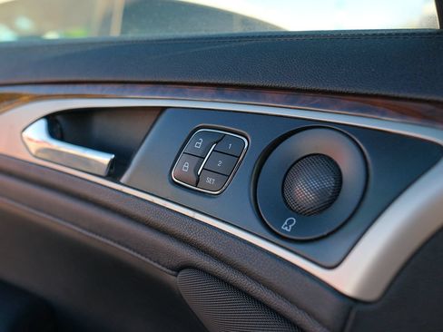 Used 2019 Lincoln MKZ Reserve w/ Reserve Plus Package FWD image 39