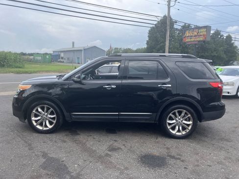 Used 2013 Ford Explorer XLT AWD/4WD image 10