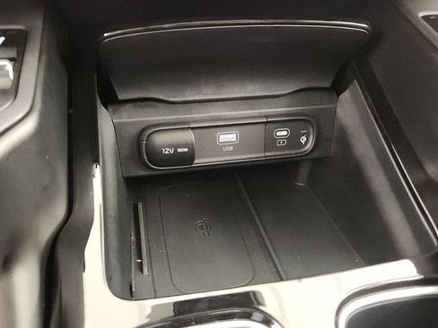 Used 2023 Kia Telluride EX image 18