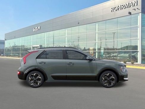 New 2025 Kia Niro Wind w/ Wind Preserve Package image 8