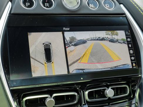 Used 2021 Aston Martin DBX AWD/4WD image 25