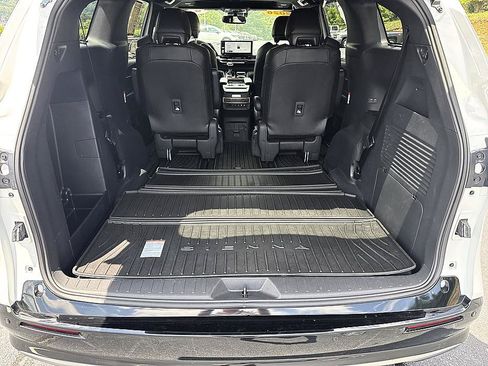 Certified 2026 Toyota Sienna Platinum AWD/4WD image 25