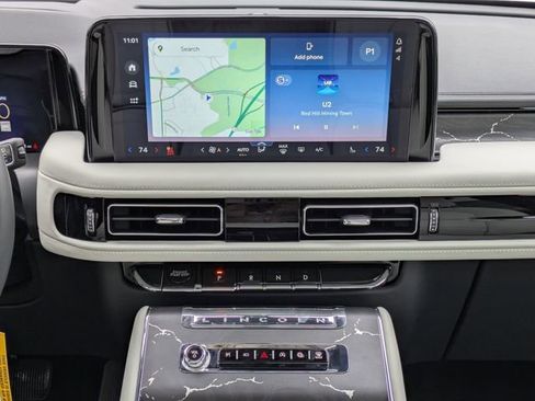 New 2026 Lincoln Aviator Black Label w/ Jet Appearance Package AWD/4WD image 17