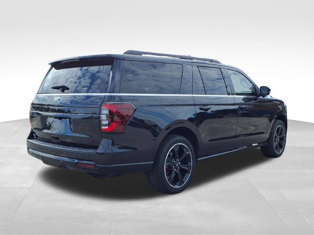 Used 2023 Ford Expedition Max Limited AWD/4WD image 6