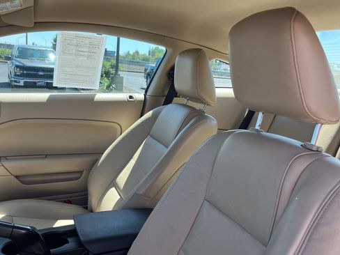 Used 2007 Ford Mustang Premium RWD image 11