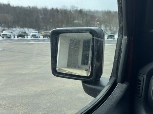 Used 2022 Jeep Wrangler Sport image 29