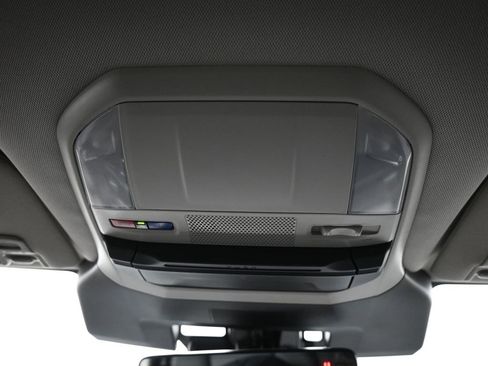 Used 2023 Subaru Ascent Limited image 18