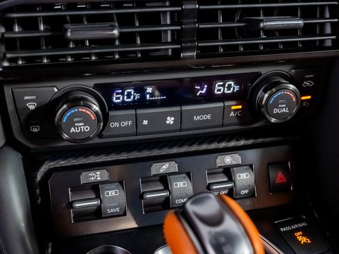 Used 2021 Nissan GT-R Premium image 50