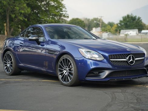 Used 2019 Mercedes-Benz SLC 300 image 7