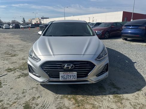 Used 2018 Hyundai Sonata SEL image 2