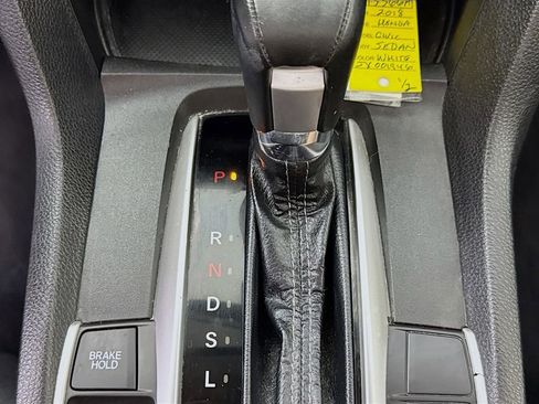 Used 2018 Honda Civic EX-L image 22