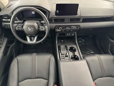 Certified 2025 Honda Pilot EX-L image 28