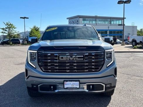 Used 2025 GMC Sierra 1500 Denali Ultimate AWD/4WD image 9