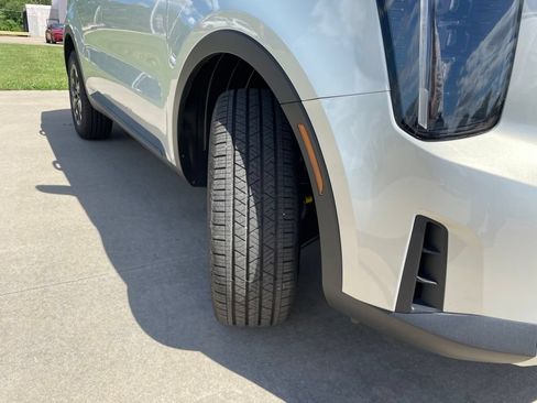 New 2026 Kia Sorento S AWD/4WD image 18