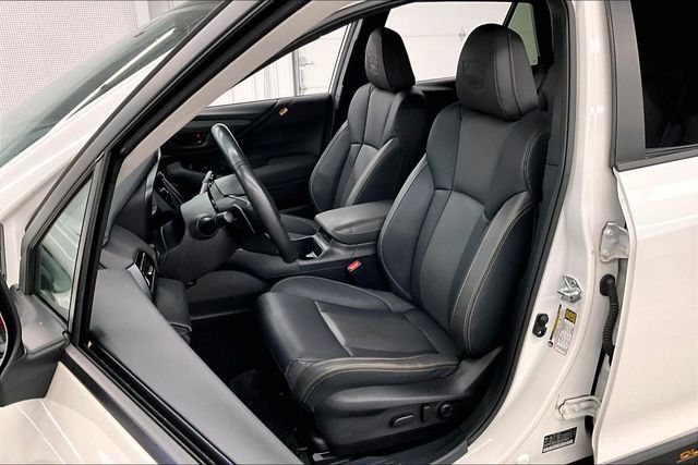 Used 2024 Subaru Outback Wilderness AWD/4WD image 24