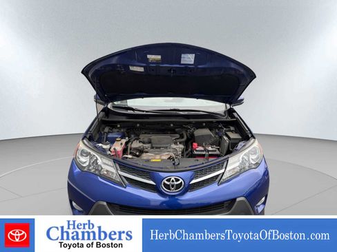 Used 2015 Toyota RAV4 XLE AWD/4WD image 12
