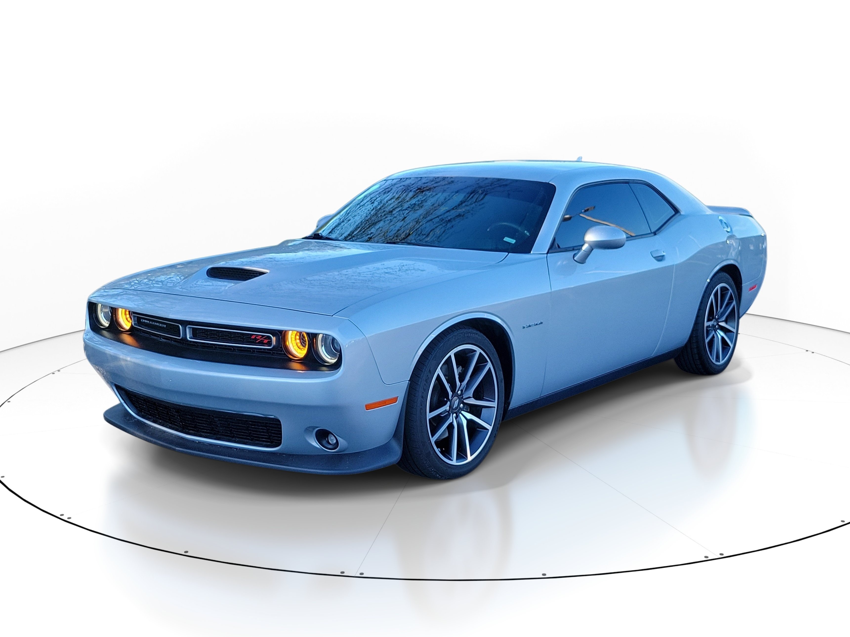 Used 2022 Dodge Challenger R/T w/ Plus Package RWD image 5